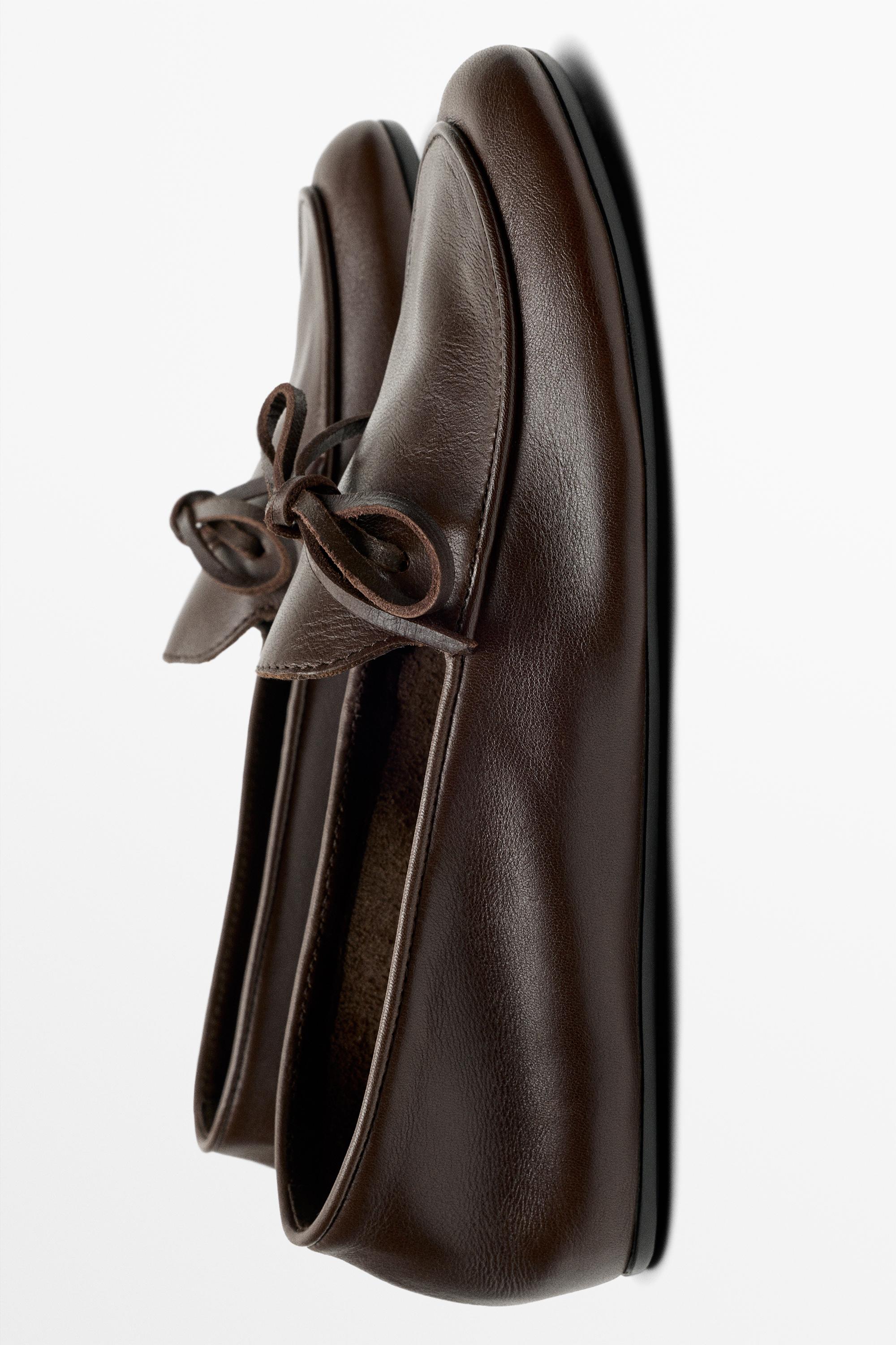 Leather bow loafer